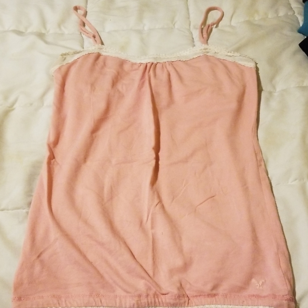 Pink tank with white lace